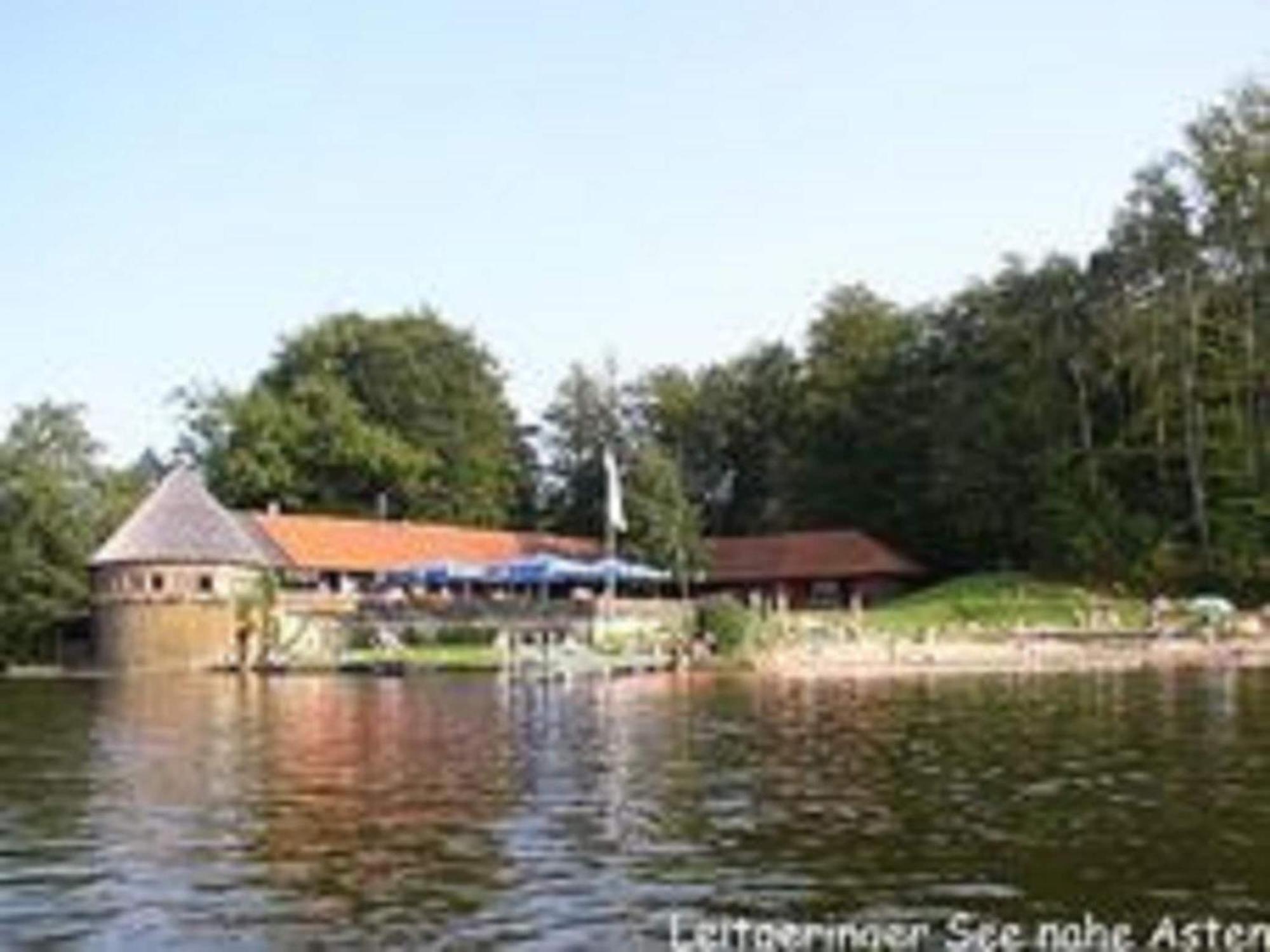 Eco Friendly Chalet Near The Lake In Asten Tittmoning エクステリア 写真